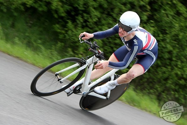 Coppa delle Nazioni Juniores. La crono al britannico Matthew Gibson 