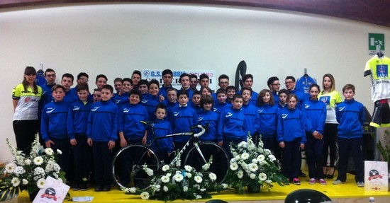 Stabbia Ciclismo in festa presenta i team 2014